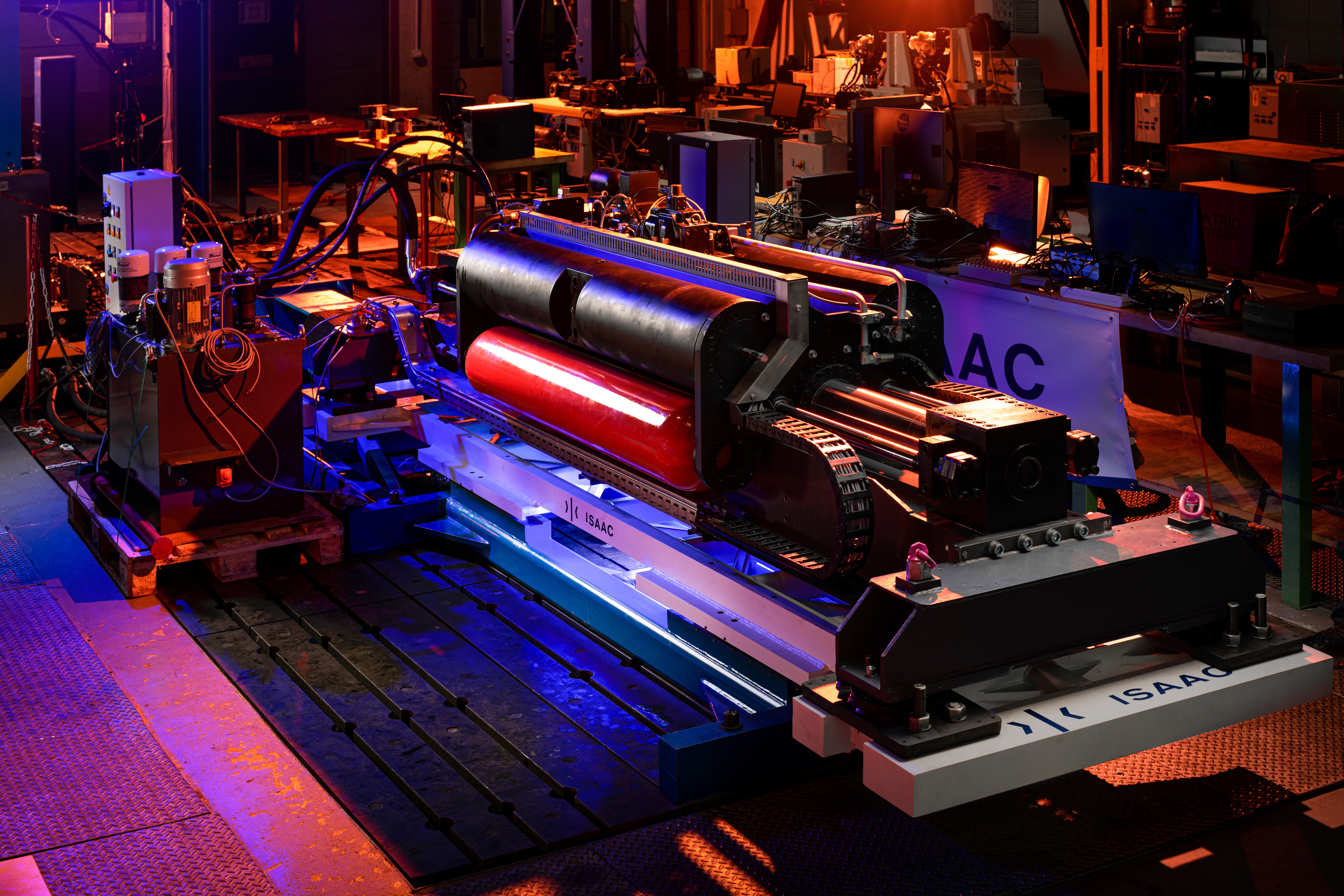 I-Pro 1 - ISAAC hydraulic anti-seismic technology