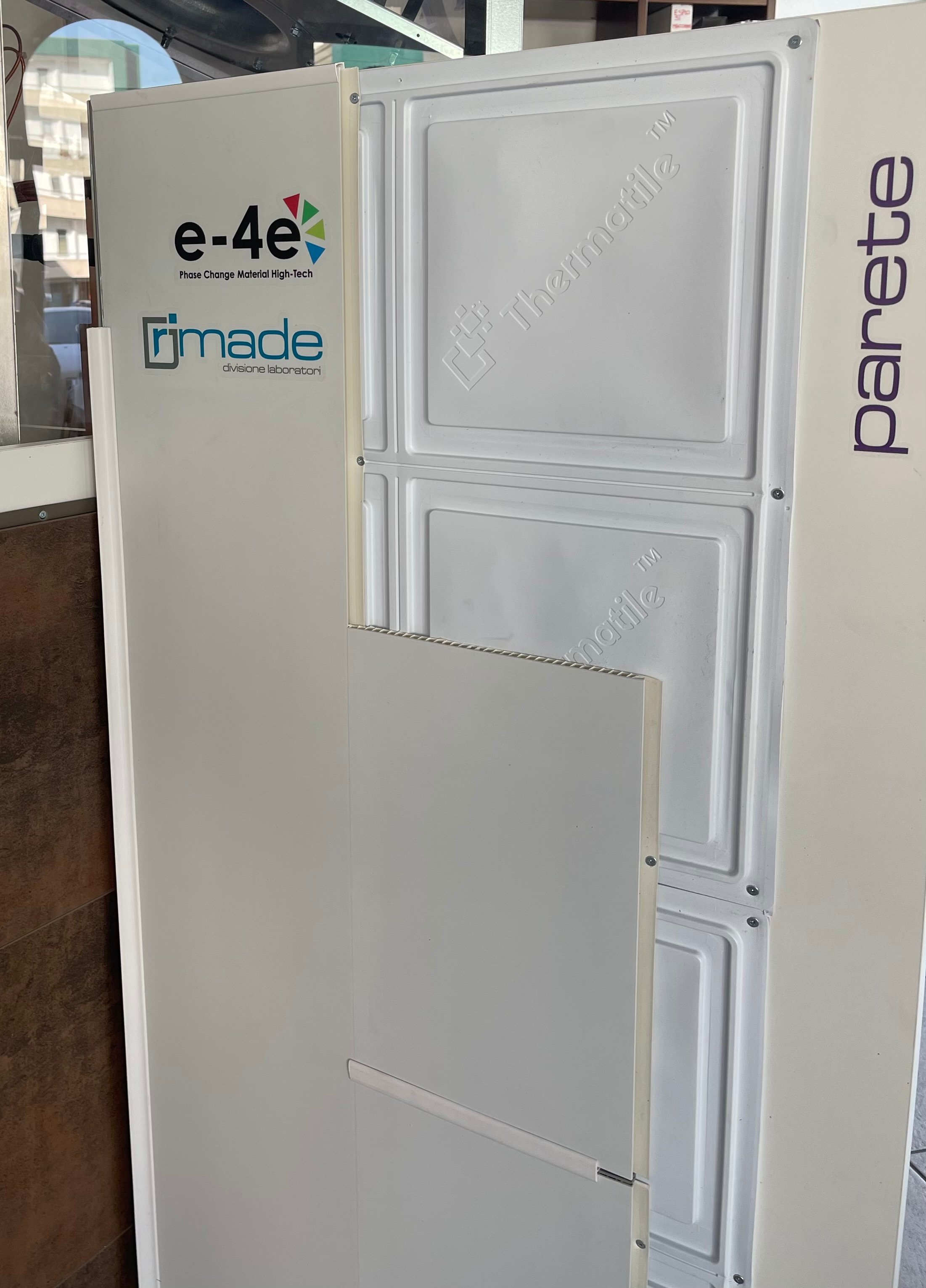 E-4E micro wall - micro parete PCM