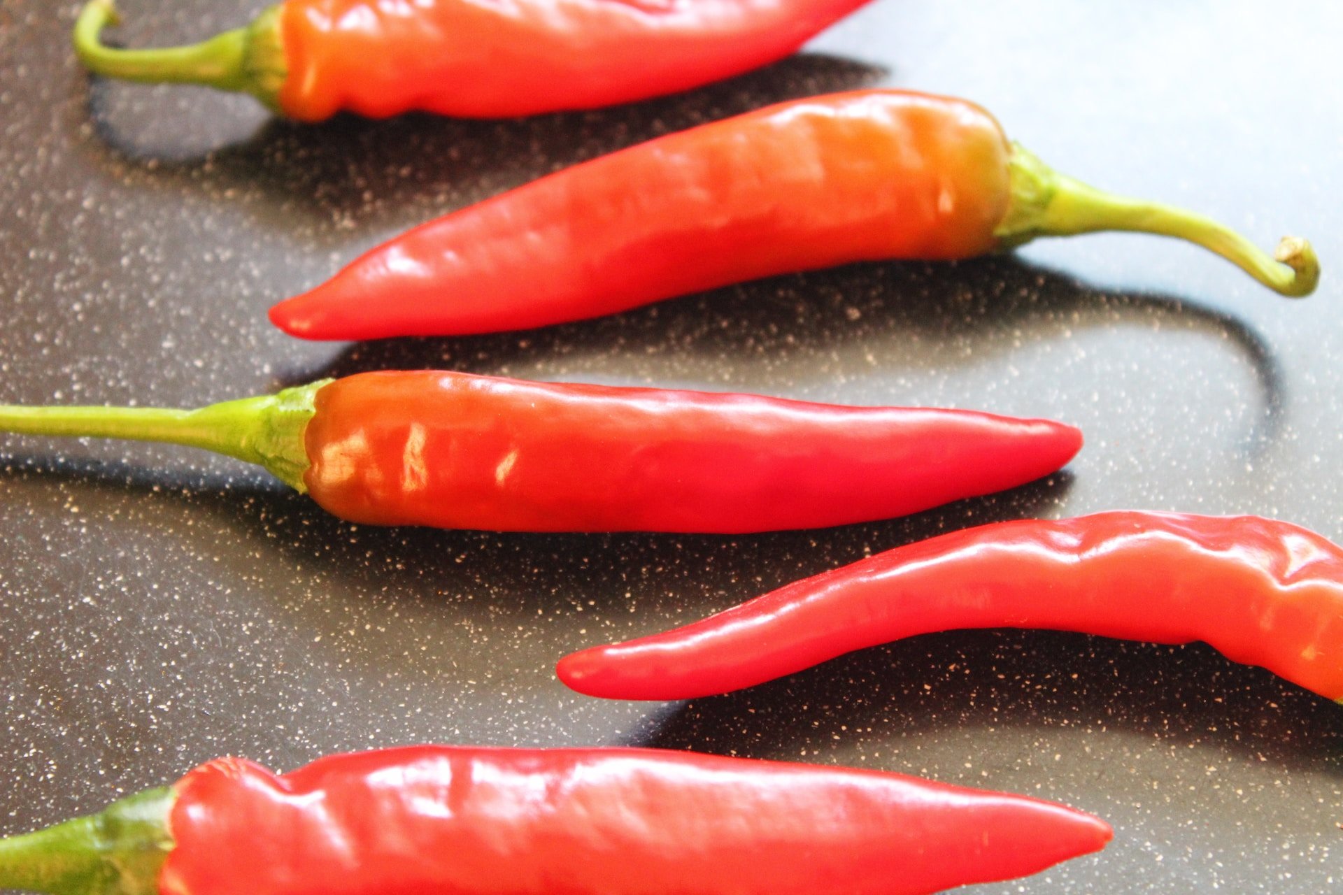 Crema mani con estratto di peperoncino