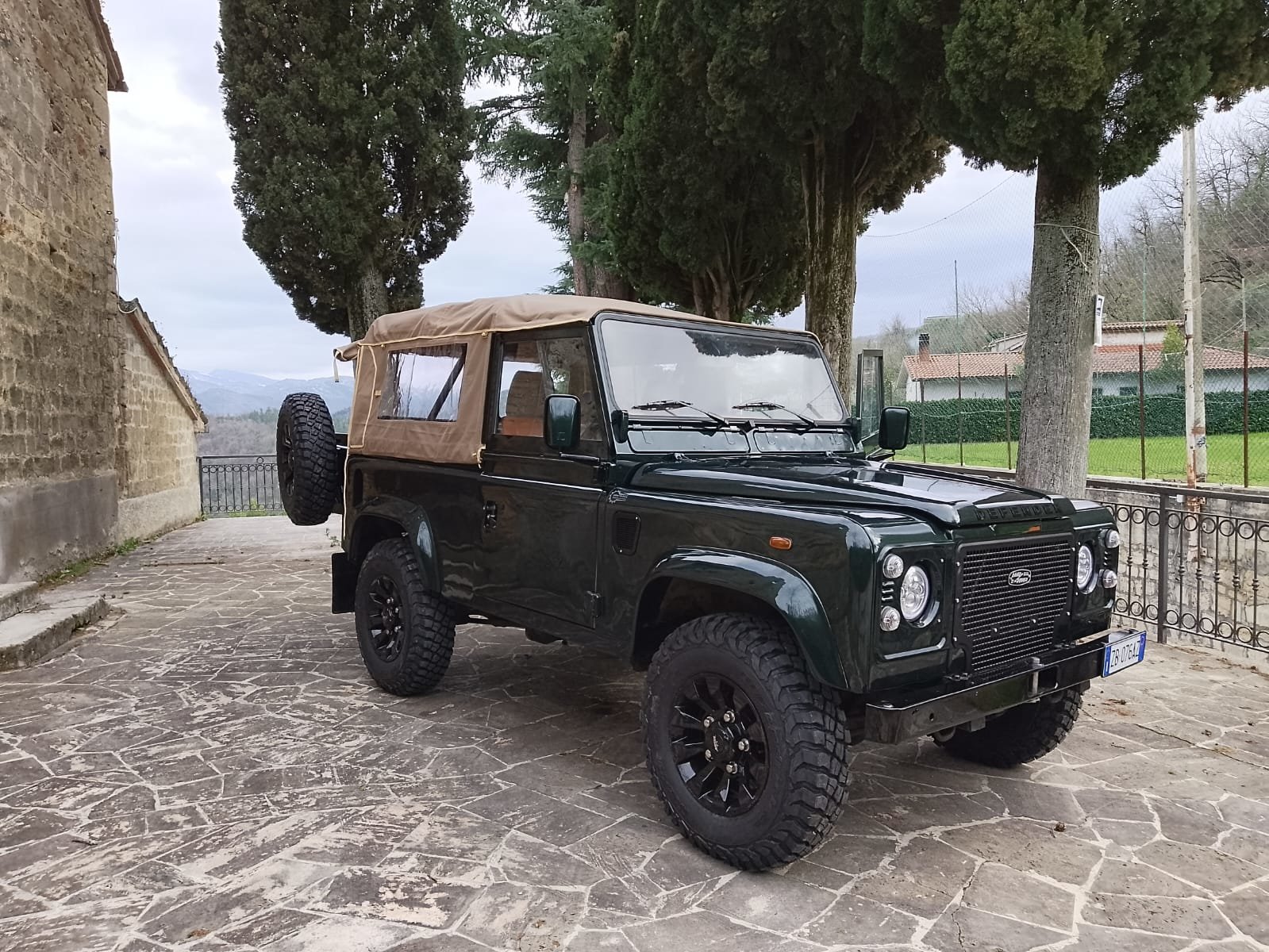 Restomod ed elettrificazione Defender.